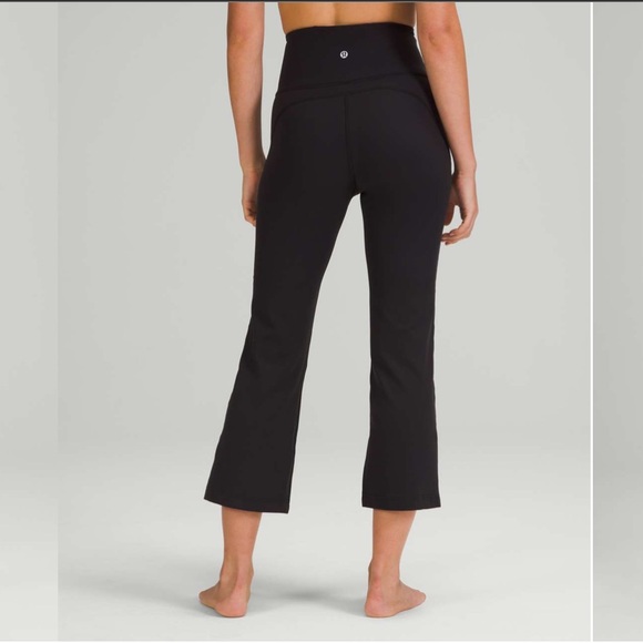 Lululemon Groove Super-High-Rise Crop 23" Black Nulu fabric - Size 2 - Picture 3 of 4